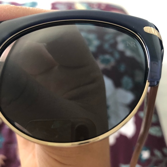 Nina Ricci sunglasses 2014. Perfect Condition - Picture 6 of 7